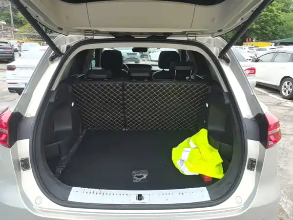 Hongqi HS5 2022, фото 18