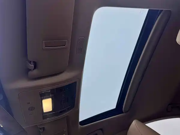 Lexus ES 2023, фото 8