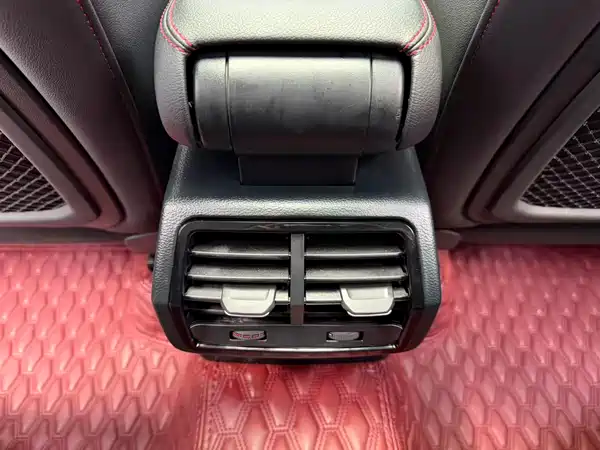 Audi Q3 Sportback 2022, фото 14