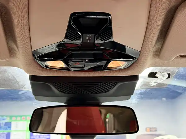 BMW X1 2023, фото 21