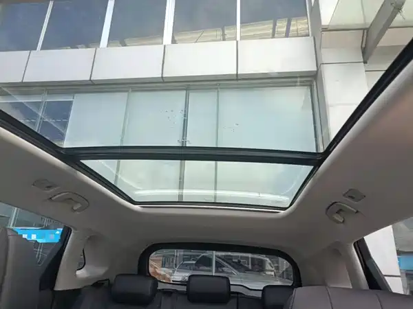 Hongqi HS5 2023, фото 17