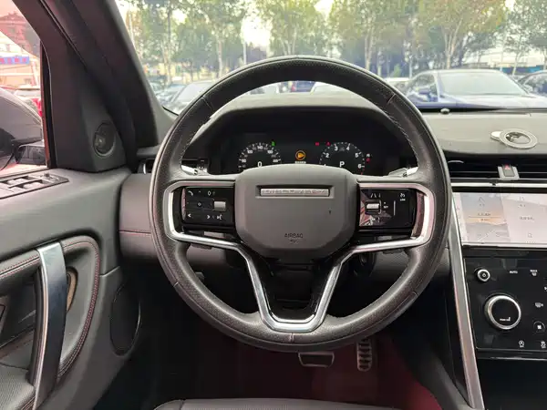 Land Rover Discovery Sport 2022, фото 12