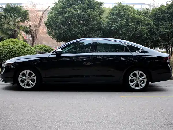 Honda Accord 2023, фото 4
