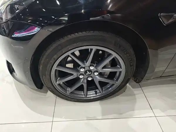 Tesla Model 3 2022, фото 22