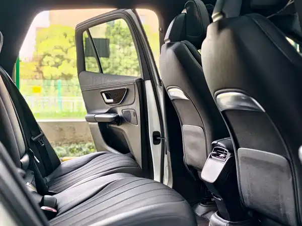 Mercedes-Benz EQE SUV 2024, фото 10