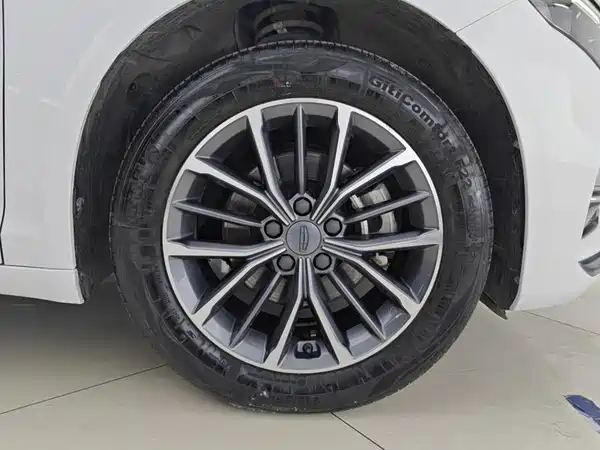 Geely Preface 2023, фото 6