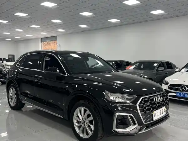 Audi Q5L 2022, фото 3
