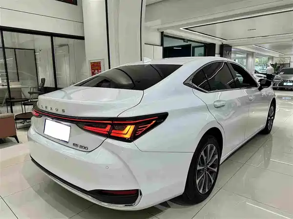 Lexus ES 2025, фото 19