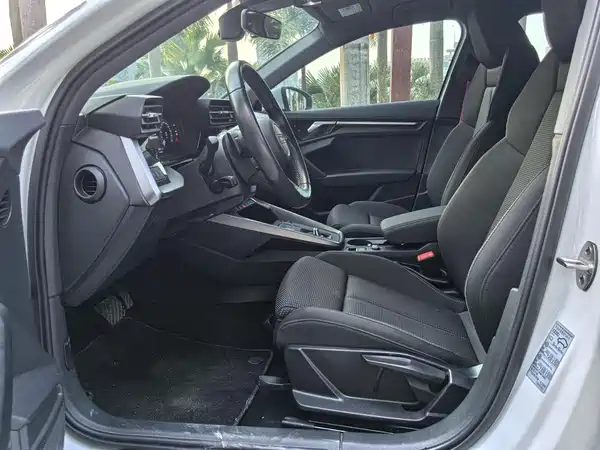 Audi A3 2022, фото 7