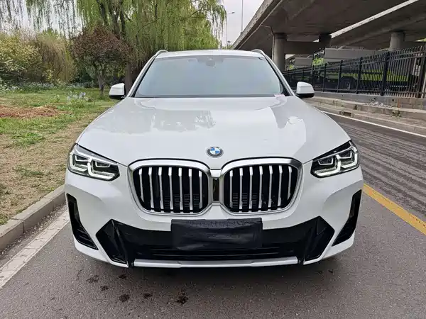 BMW X3 2022, фото 2