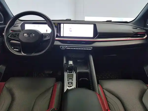 Geely Coolray 2022, фото 12