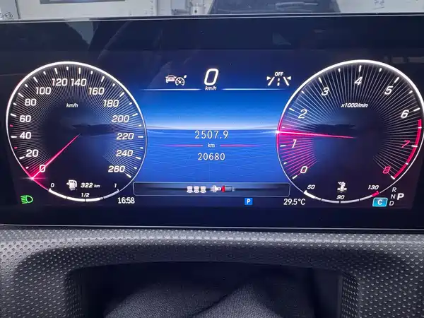 Mercedes-Benz A-Class 2023, фото 2