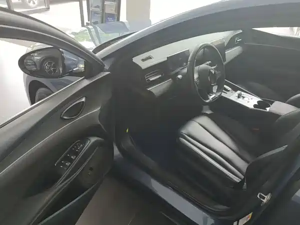 BYD Seal 06 DM-i 2025, фото 16