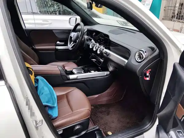 Mercedes-Benz GLB 2022, фото 19