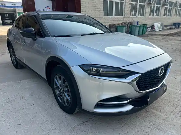 Mazda CX-4 2021, фото 3