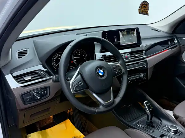 BMW X1 2022, фото 5