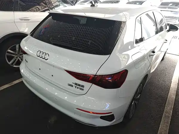 Audi A3 2023, фото 6