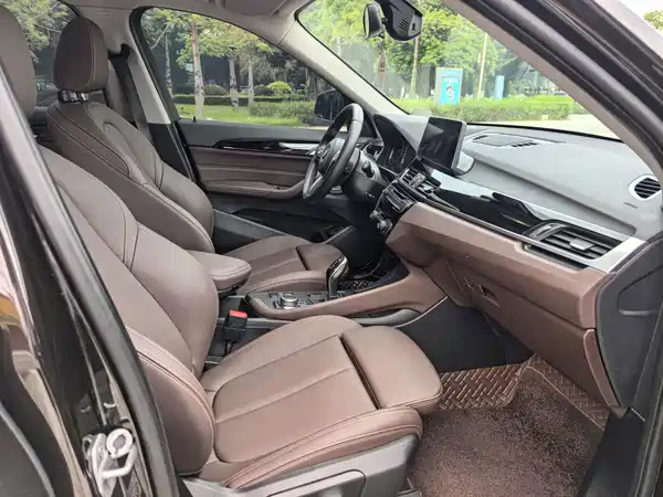 BMW X1 2022, фото 11