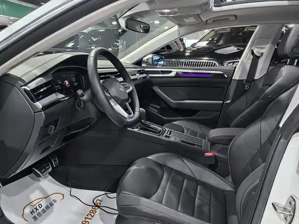 Volkswagen Passat CC 2024, фото 5