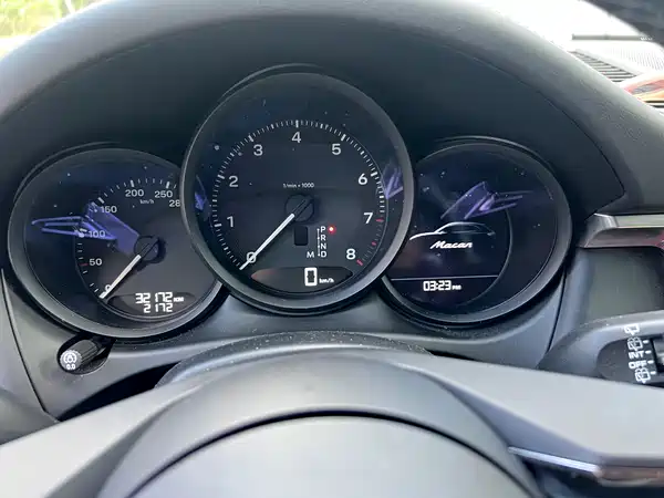 Porsche Macan 2023, фото 30