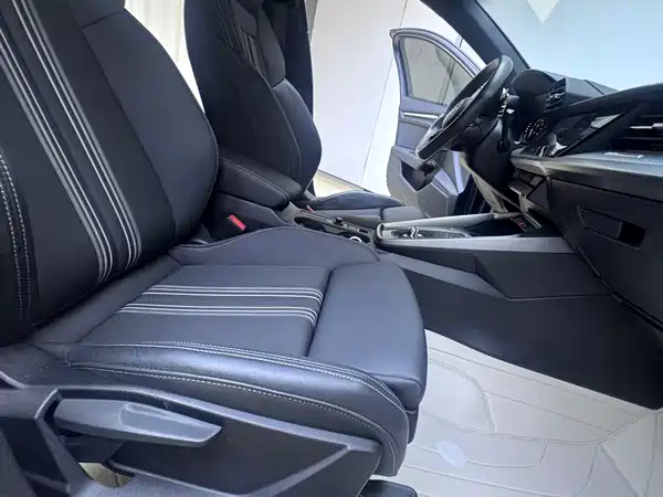 Audi A3 2022, фото 13