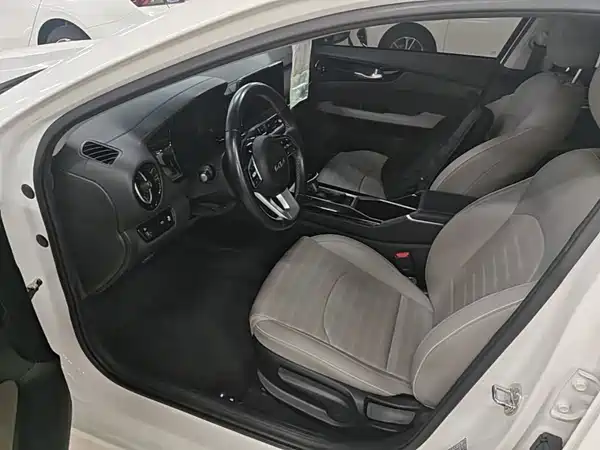 Kia K3 2023, фото 14