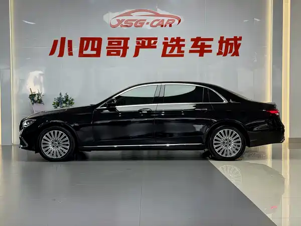 Mercedes-Benz E-Class 2023, фото 8