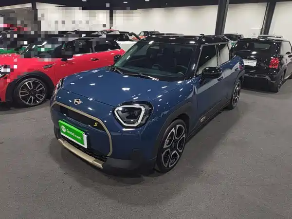 MINI Aceman 2024