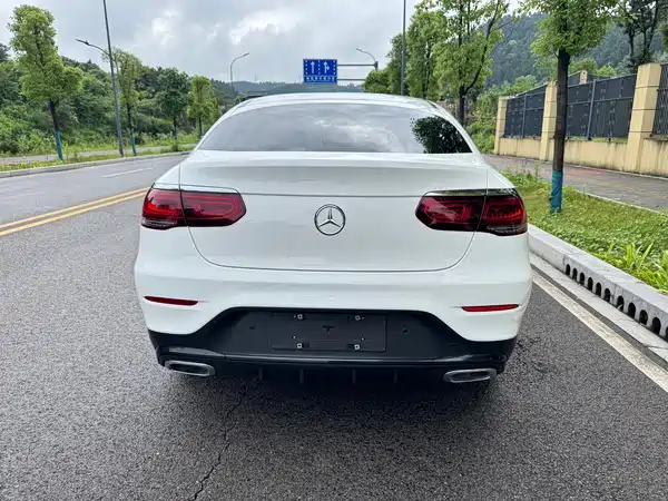 Mercedes-Benz GLC Coupe 2023, фото 9