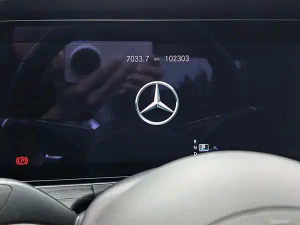 Mercedes-Benz E-Class 2022, фото 5
