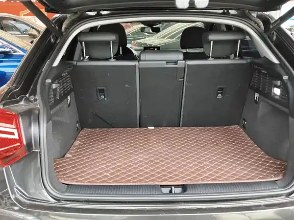 Audi Q2L 2022, фото 18