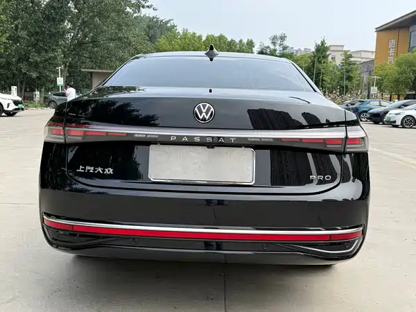 Volkswagen Passat 2025, фото 7