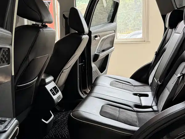 Haval H6 2023, фото 11