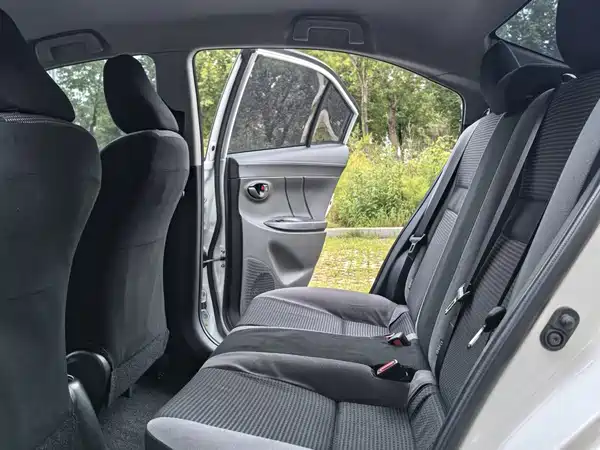 Toyota Vios 2022, фото 6