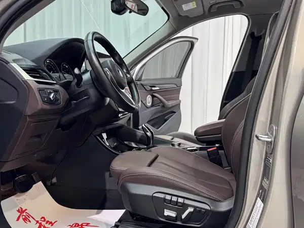 BMW X1 2022, фото 9