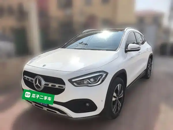 Mercedes-Benz GLA 2023