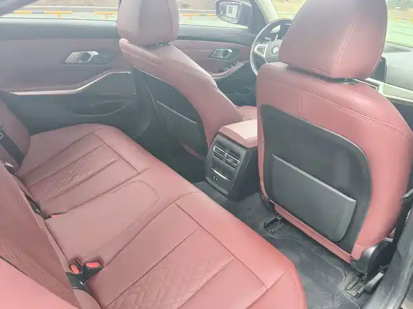 BMW 3 Series 2022, фото 6