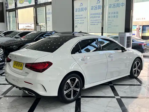 Mercedes-Benz A-Class 2023, фото 15
