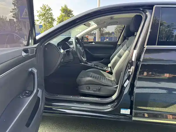 Volkswagen Magotan 2020, фото 13