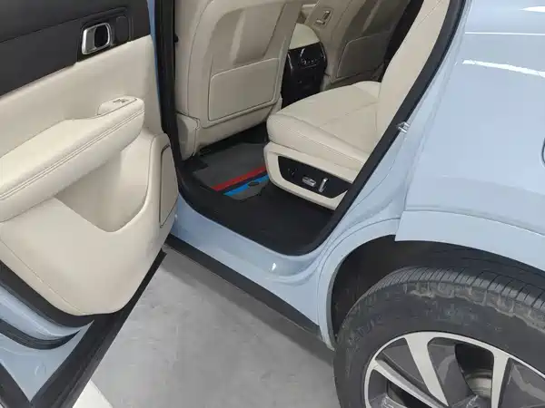 Li Auto ONE 2021, фото 9