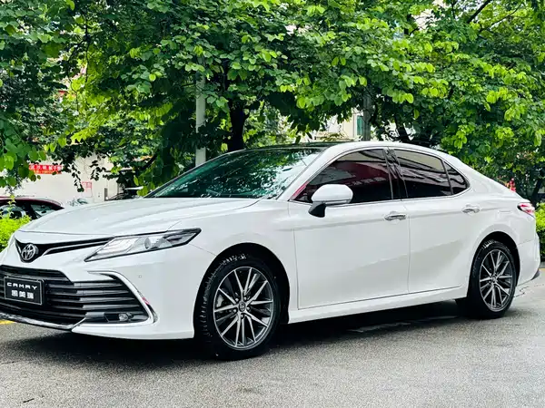 Toyota Camry 2021
