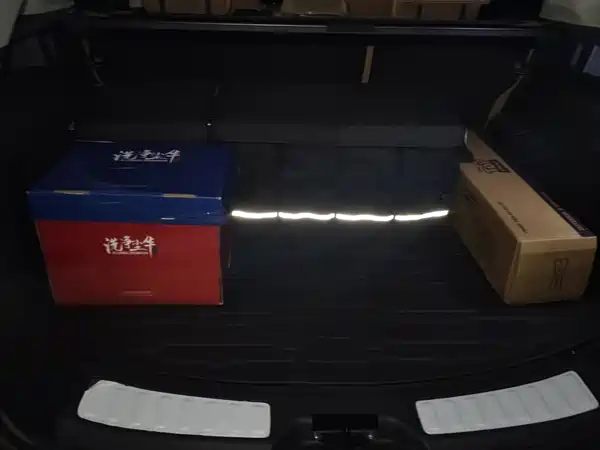 Land Rover Discovery Sport 2024, фото 4
