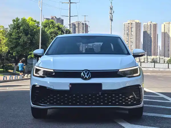 Volkswagen Lavida 2023, фото 2