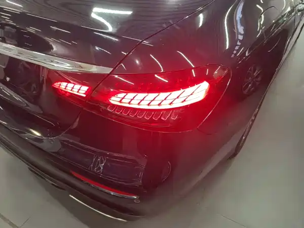 Mercedes-Benz E-Class 2023, фото 7
