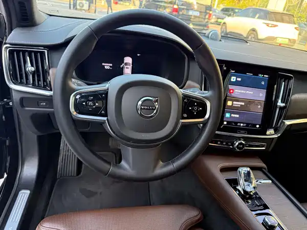 Volvo S90 2024, фото 19