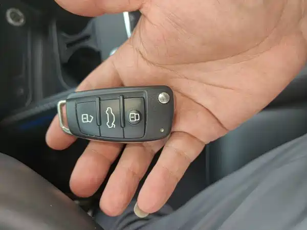 Audi Q2L 2022, фото 8