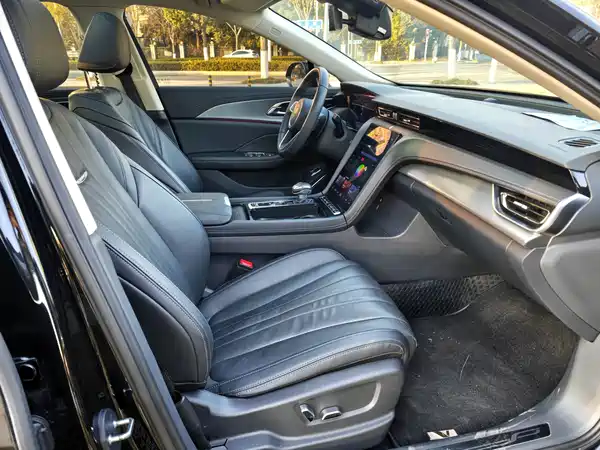 Hongqi H5 2023, фото 13