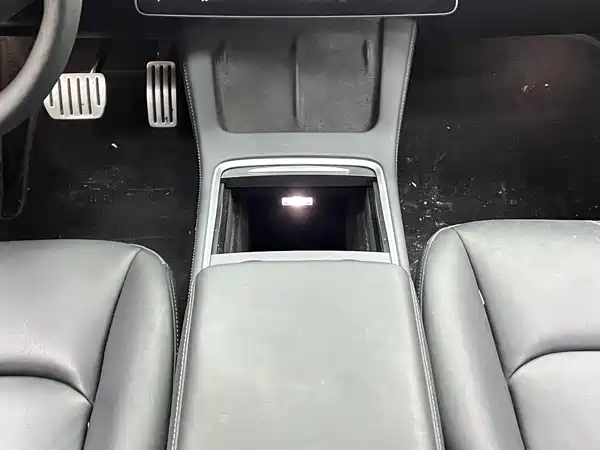 Tesla Model 3 2022, фото 24