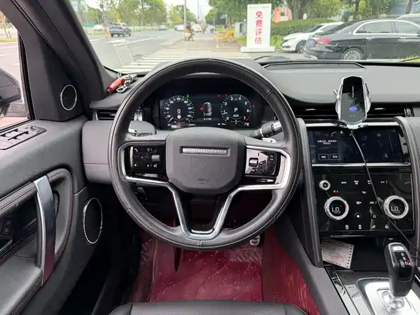 Land Rover Discovery Sport 2022, фото 14