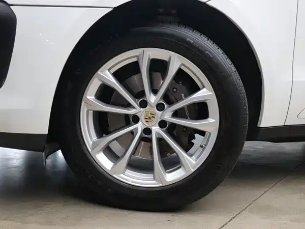 Porsche Macan 2022, фото 28